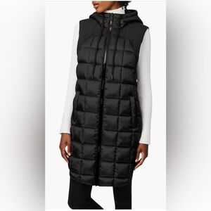 NWOT Women’s Bernardo Box Quilt Long Hooded Vest, Size Medium, Black